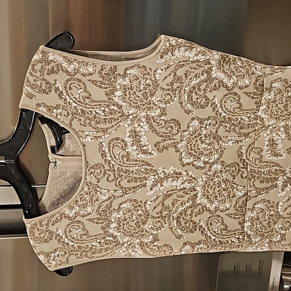 💕BCBGMAXAZRIA💕 Alix Jacquard Dress Light Stone Floral Tapestry Large NWT - Picture 9 of 16